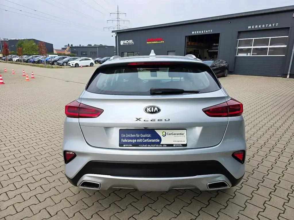 Gebraucht Kia XCeed 140 PS (102 kW) 2020 Silber SUV