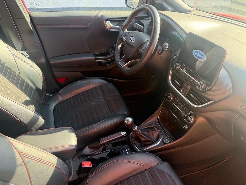 Gebraucht Ford Puma ST-Line 155 PS (114 kW) 2020 Rot SUV