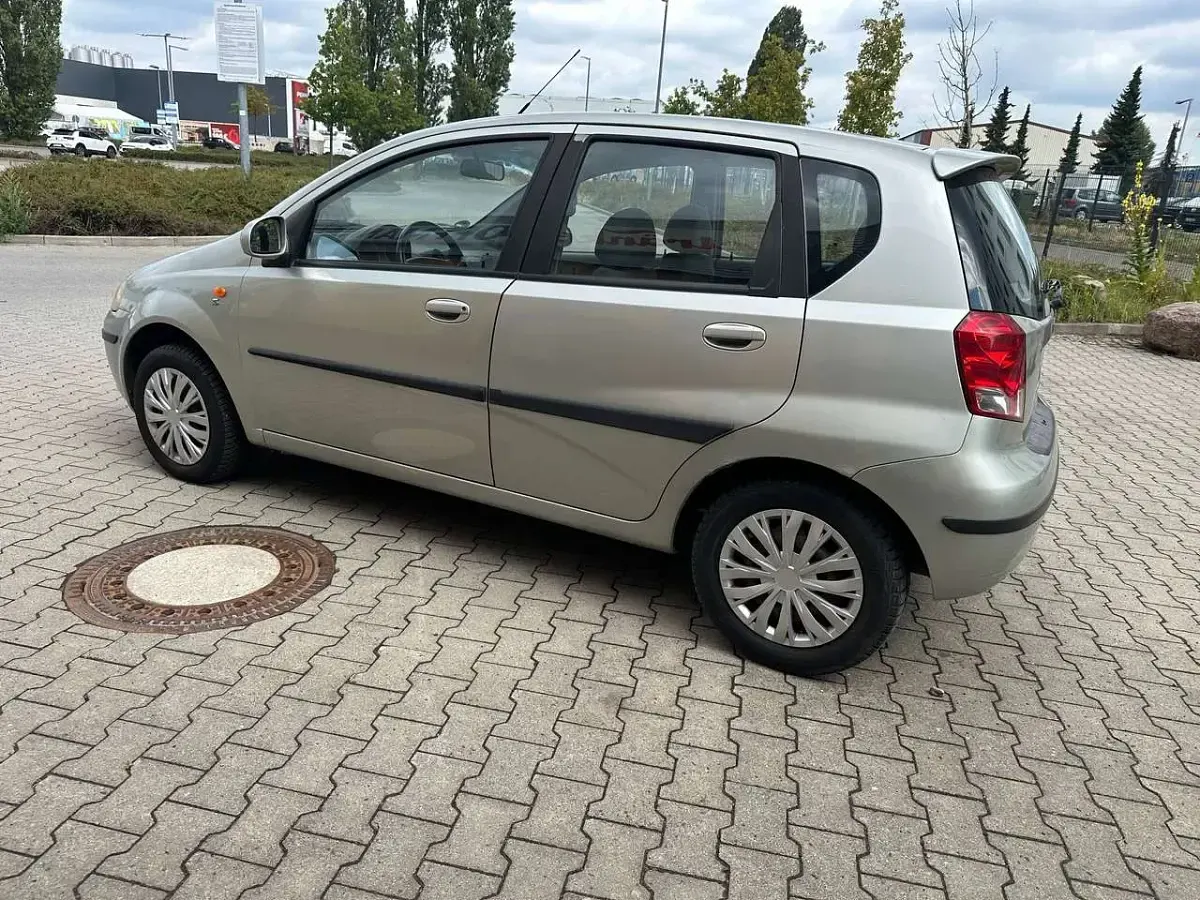 Gebraucht Chevrolet Kalos SE 72 PS (52 kW) 2005 Gold Kleinwagen