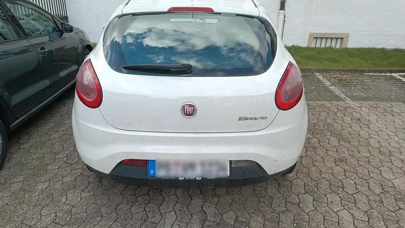 Gebraucht Fiat Bravo 89 PS (65 kW) 2007 Weiß Kleinwagen