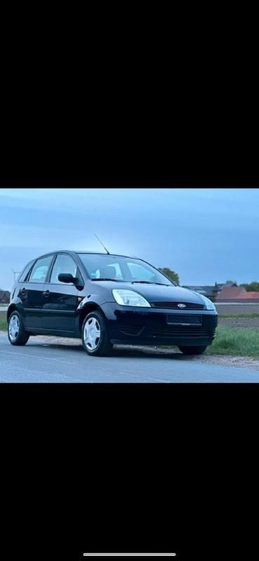 Blau Gebraucht 2007 Ford Fiesta Kleinwagen | 1.600 € - Bild 1/4