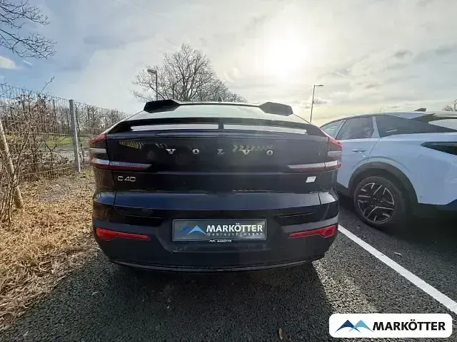 Używany Volvo C40 Plus 300 kW (408 KM) 2022 Czarny SUV