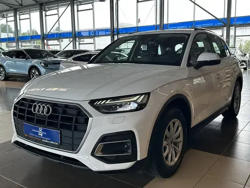 Gebraucht Audi Q5 Basis 163 PS (119 kW) 2022 Andere SUV