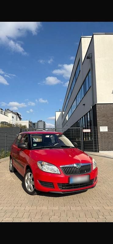 Gebraucht Skoda Fabia 2012 Rot Kleinwagen