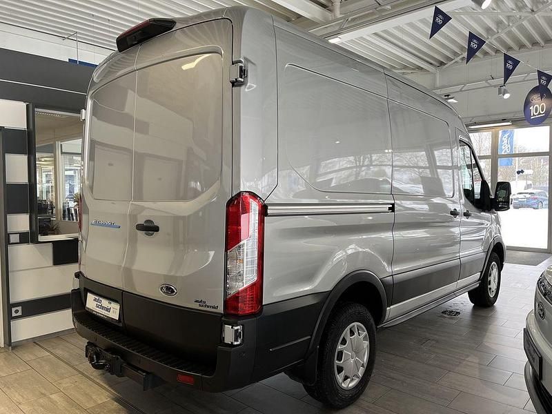 Gebraucht Ford Transit Trend 135 kW (184 PS) 2024 Polarsilber Van / Kleinbus