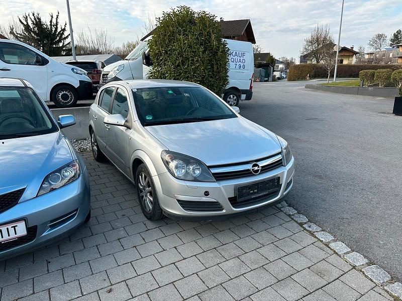 Gebraucht Opel Astra 120 PS (88 kW) 2006 Grau Kleinwagen