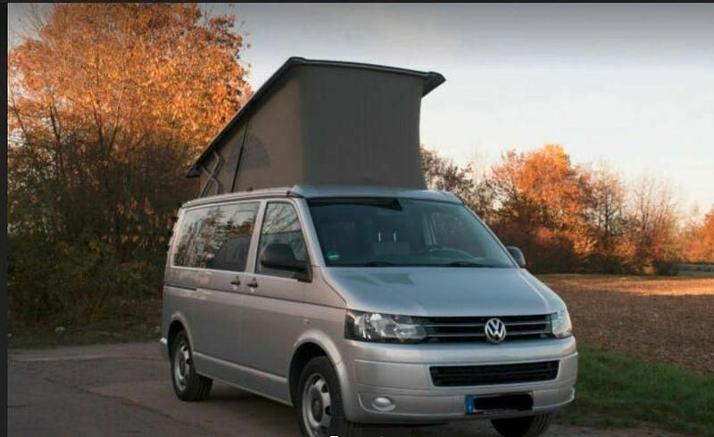 Silber Gebraucht 2013 VW T5 Beach Van | 35.900 € - Bild 1/4