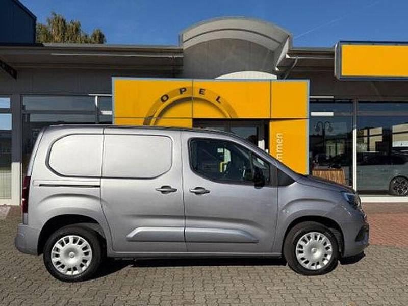 Gebraucht Opel Combo Basis 102 PS (75 kW) 2024 Grau Van / Kleinbus