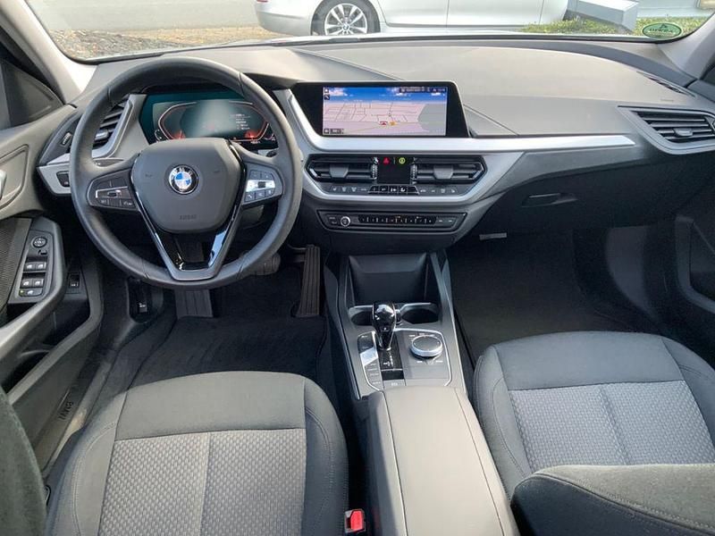 Gebraucht BMW 116 109 PS (80 kW) 2022 Grau Kleinwagen