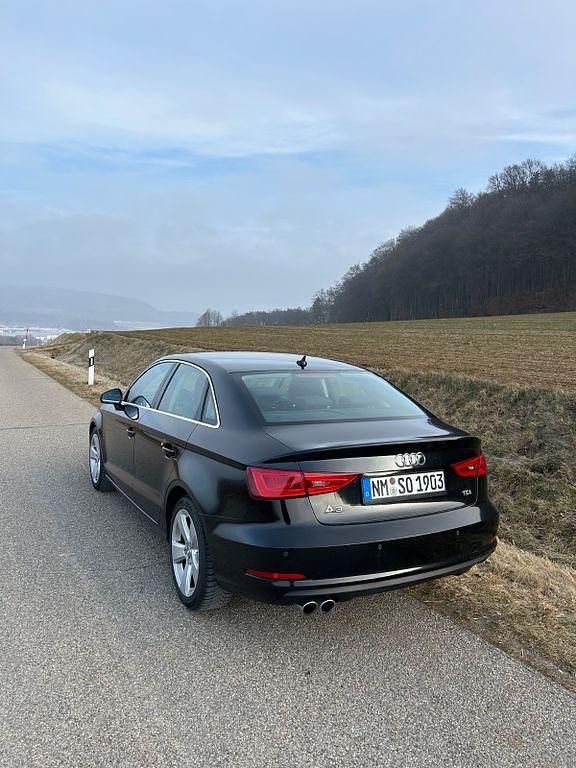 Gebraucht Audi A3 Attraction 150 PS (110 kW) 2014 Schwarz Limousine