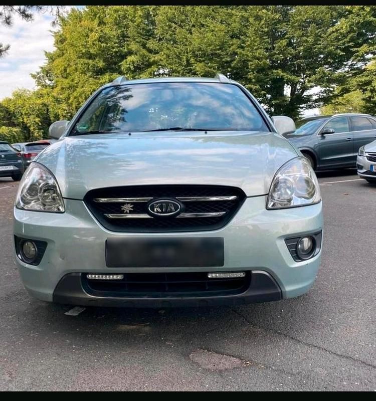 Andere farben Gebraucht 2007 Kia Carens Van / Kleinbus | 3.500 € (Fairer Preis) - Bild 1/4