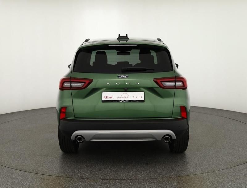 Gebraucht Ford Kuga Titanium 186 PS (136 kW) 2017 Blau SUV