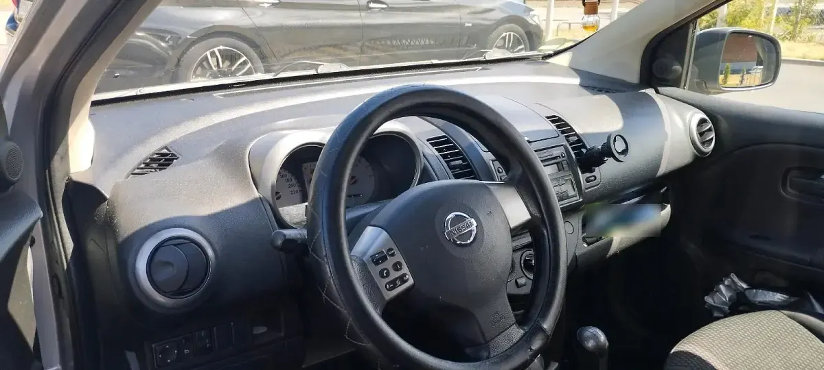 Gebraucht Nissan Note 88 PS (64 kW) 2008 Silber Kleinwagen