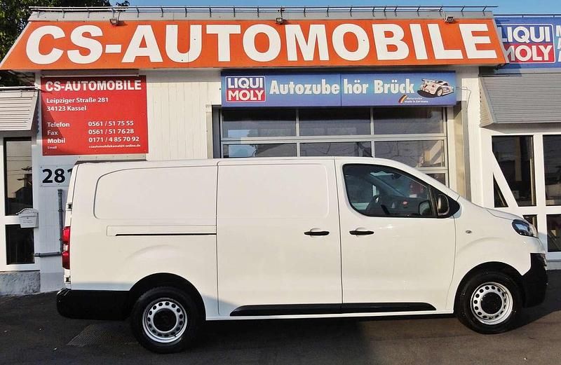 Weiß Gebraucht 2021 Opel Vivaro Van | 17.995 € (Guter Preis) - Bild 1/4