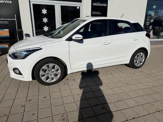 Weiß Gebraucht 2019 Hyundai i20 Select Kleinwagen | 9.490 € (Guter Preis) - Bild 1/4
