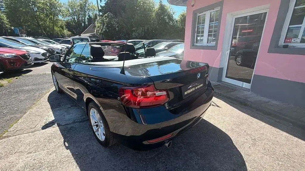 Gebraucht BMW 218 Advantage 150 PS (110 kW) 2016 Schwarz Cabrio
