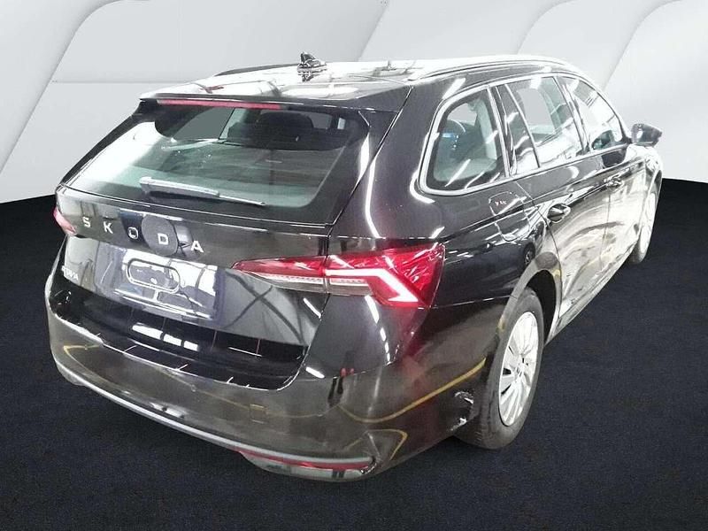 Gebraucht Skoda Octavia 116 PS (85 kW) 2025 Blackmagic perleffekt Kombi