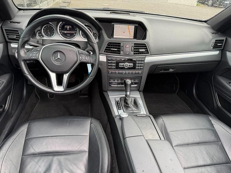 Gebraucht Mercedes E220 AMG 170 PS (125 kW) 2013 Silber Cabrio