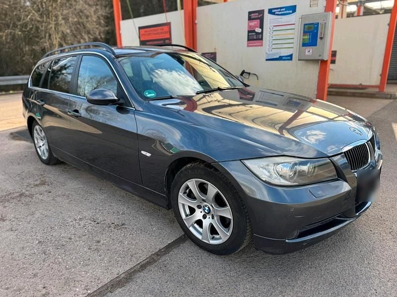 Gebraucht BMW 325 208 PS (152 kW) 2006 Grau Kombi