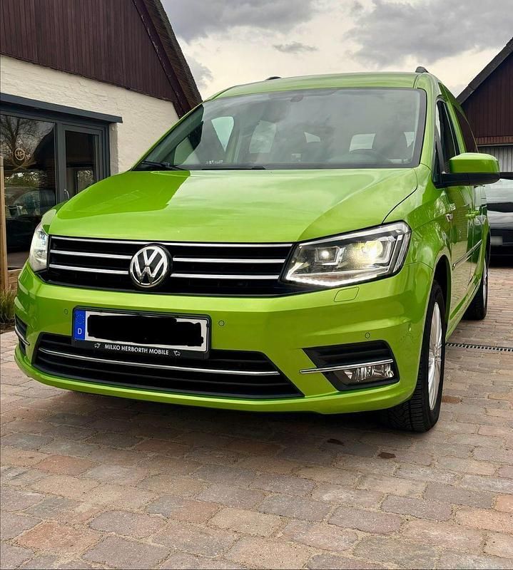 Gebraucht VW Caddy Highline 102 PS (75 kW) 2016 Grün Van / Kleinbus