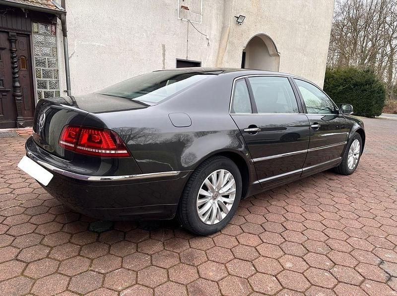 Gebraucht VW Phaeton 245 PS (180 kW) 2014 Grau Limousine