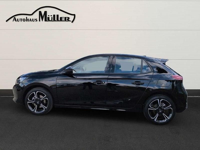 Gebraucht Opel Corsa 101 PS (74 kW) 2024 Lackierung schwarz perla nera/ Kleinwagen