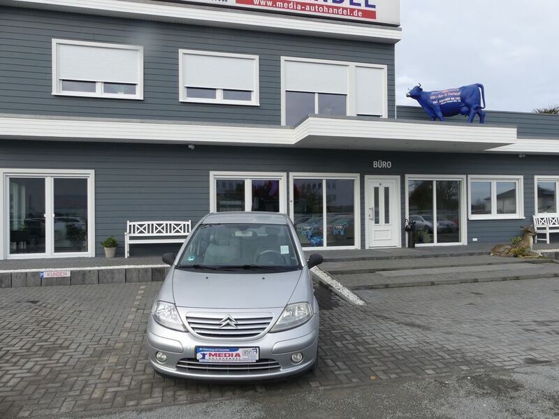 Grau Gebraucht 2003 Citroën C3 Exclusive Kleinwagen | 2.700 € (Teuer) - Bild 1/4