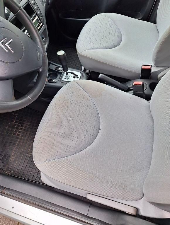 Gebraucht Citroën C3 Style 73 PS (53 kW) 2005 Silber Limousine