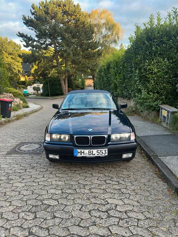 Blau Gebraucht 1999 BMW 318 Cabriolet Cabrio | 5.500 € (Fairer Preis) - Bild 1/4