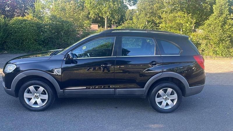 Gebraucht Chevrolet Captiva LS 136 PS (100 kW) 2008 Schwarz SUV
