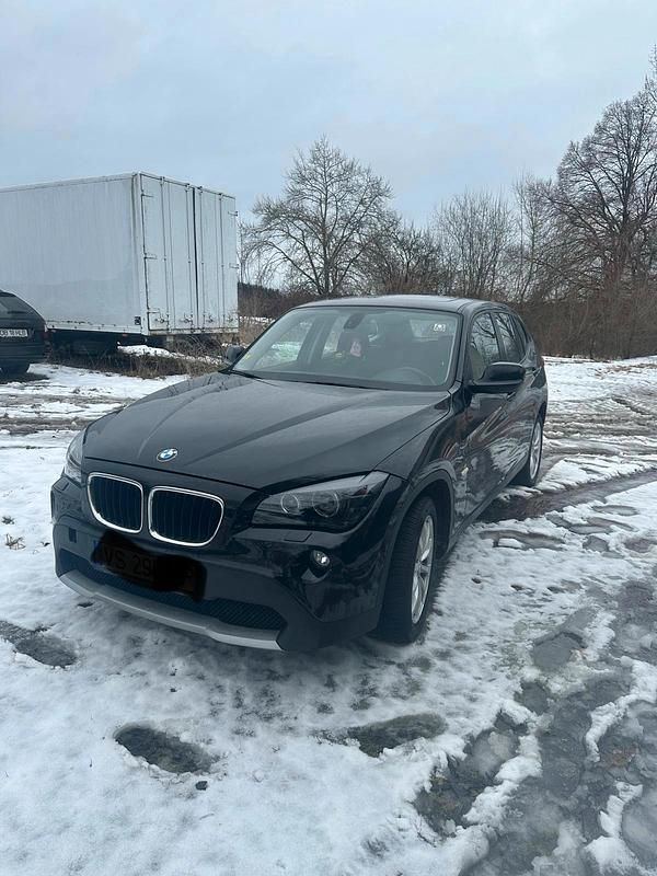 Gebraucht BMW X1 143 PS (105 kW) 2011 Schwarz SUV