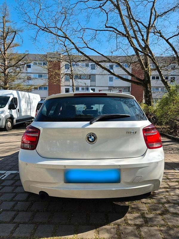 Gebraucht BMW 118 170 PS (125 kW) 2012 Weiß Kleinwagen