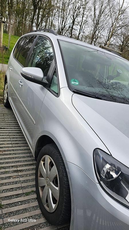 Gebraucht VW Touran 105 PS (77 kW) 2012 Grau Van / Kleinbus