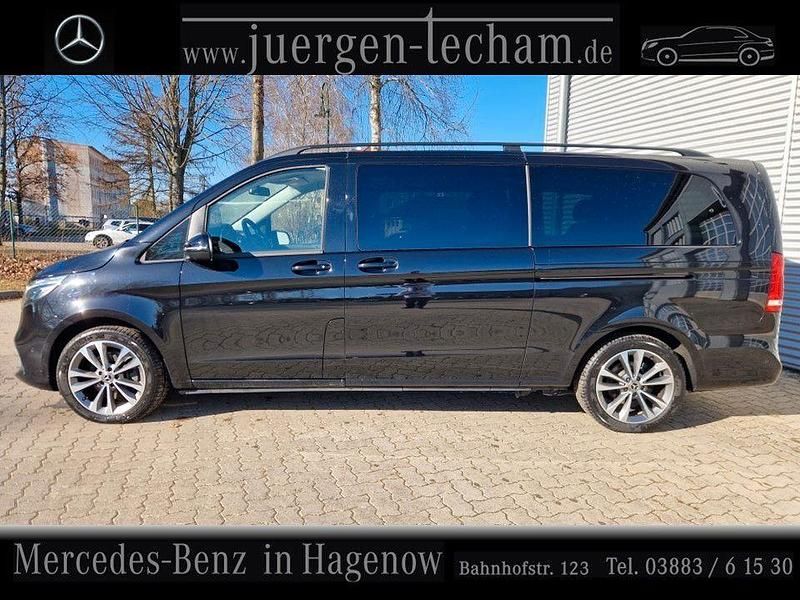 Gebraucht Mercedes V300 237 PS (174 kW) 2024 Schwarz Van / Kleinbus