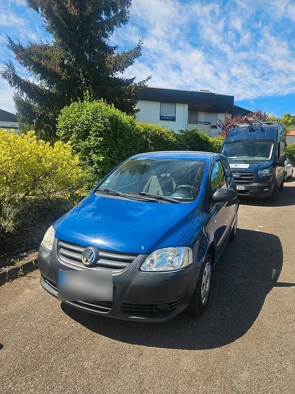 Second-hand VW Fox 55 CP (40 kW) 2007 Albastru Hatchback