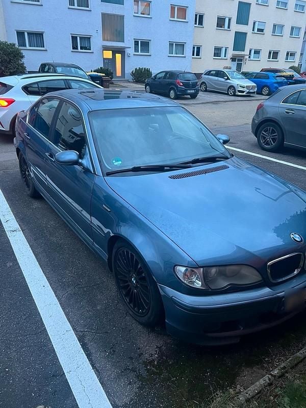 Gebraucht BMW 320 M Sport 170 PS (125 kW) 2001 Blau Limousine