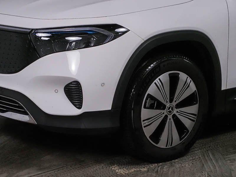Gebraucht Mercedes EQB300 Progressive 167 kW (228 PS) 2024 Weiß SUV