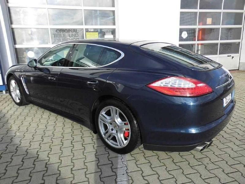 Gebraucht Porsche Panamera Turbo 500 PS (367 kW) 2010 Blau Limousine