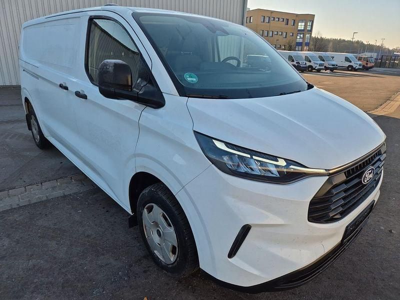 Gebraucht Ford Transit Custom Trend 136 PS (100 kW) 2024 Weiß Van / Kleinbus