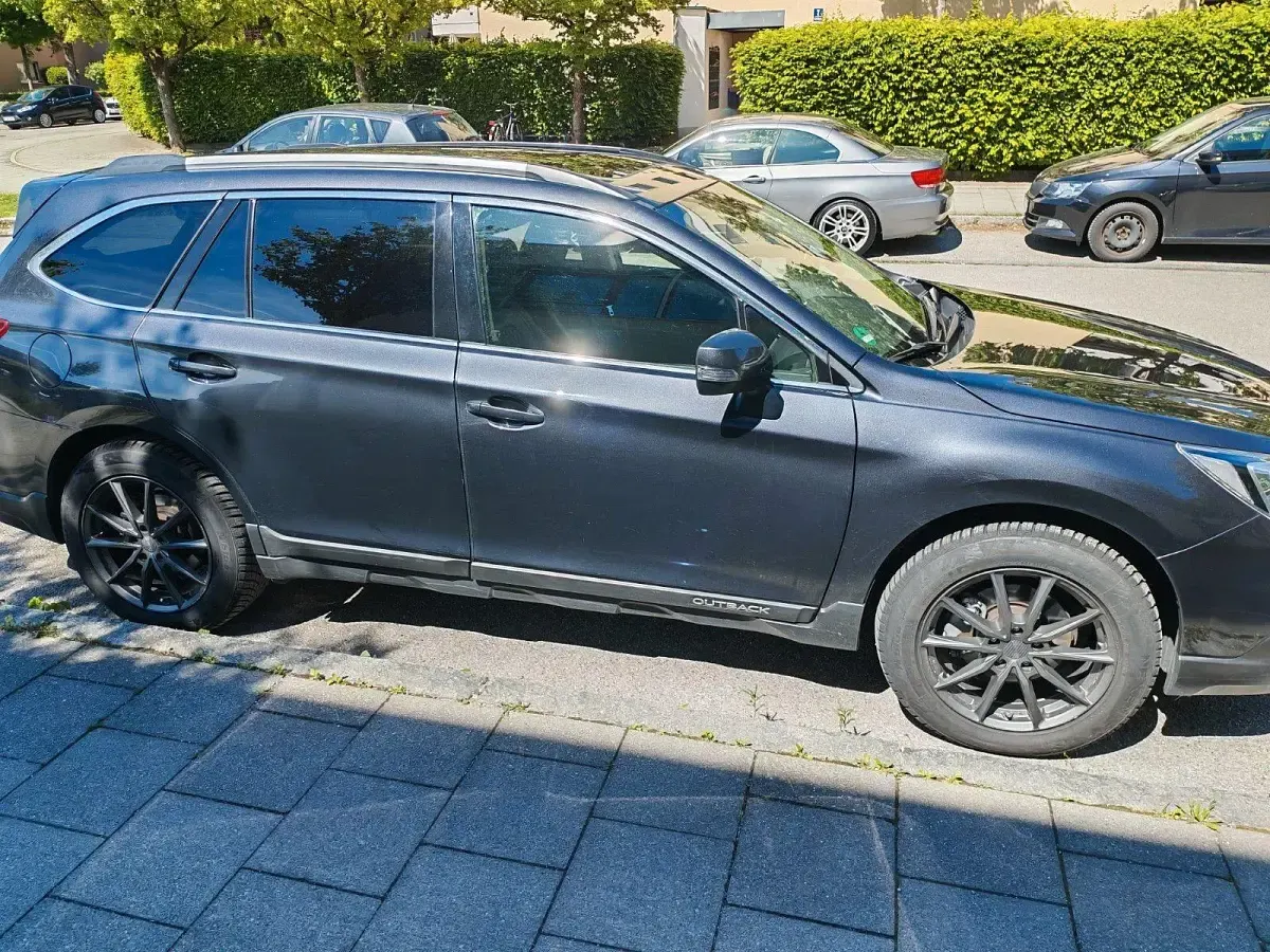 Gebraucht Subaru Outback 150 PS (110 kW) 2016 Grau Kombi