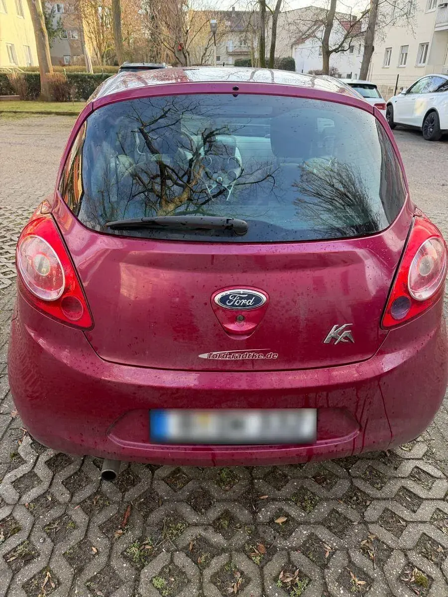 Gebraucht Ford Ka Titanium 69 PS (50 kW) 2009 Rot Kleinwagen