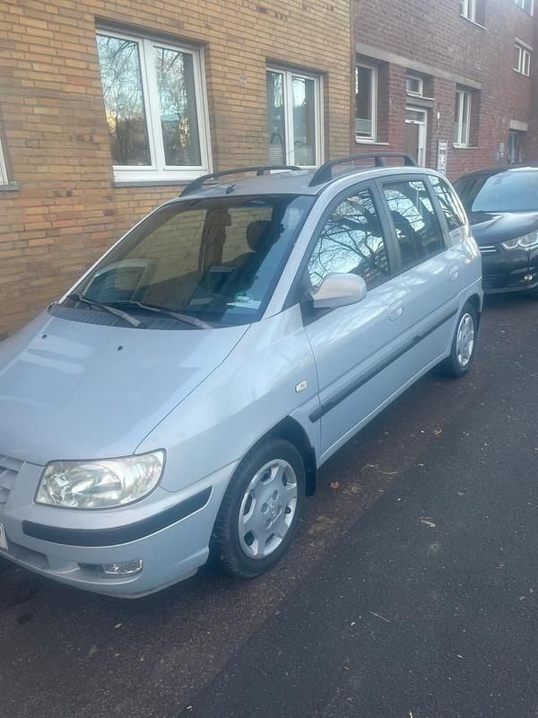 Gebraucht Hyundai Matrix GLS 122 PS (89 kW) 2003 Grau Van / Kleinbus