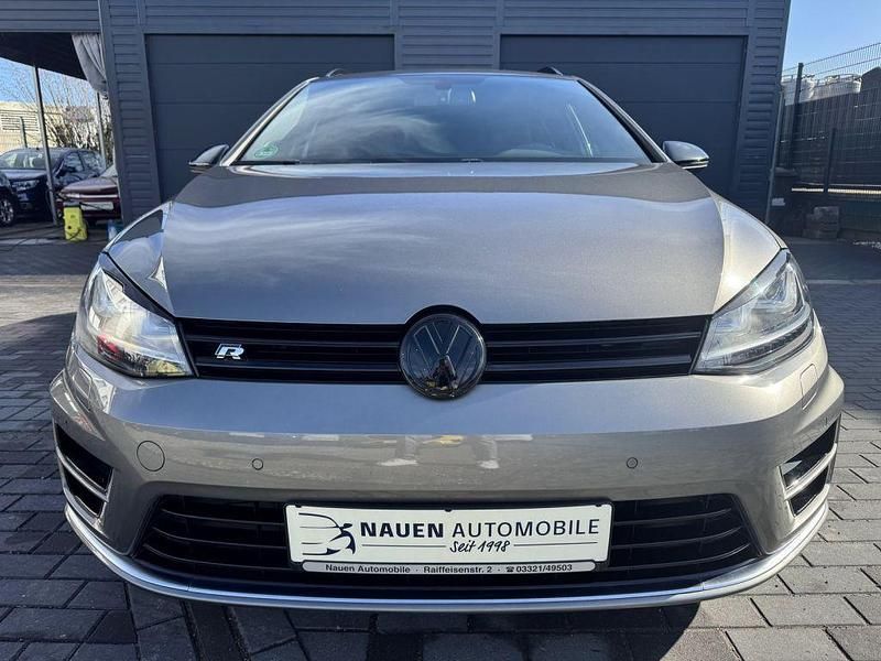 Gebraucht VW Golf VII R 300 PS (220 kW) 2015 Grau (metallic) Kombi