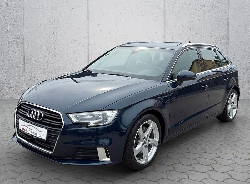 Gebraucht Audi A3 Sport 190 PS (139 kW) 2019 Blau Limousine