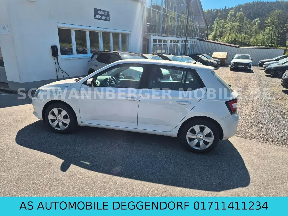 Gebraucht Skoda Fabia Active 95 PS (69 kW) 2018 Weiß Limousine