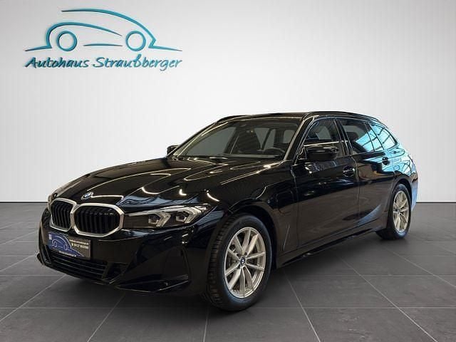 Gebraucht BMW 320e Shadowline 163 PS (119 kW) 2024 Schwarz Kombi