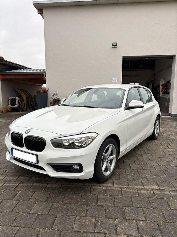 Gebraucht BMW 118 Advantage 150 PS (110 kW) 2016 Weiß Kleinwagen