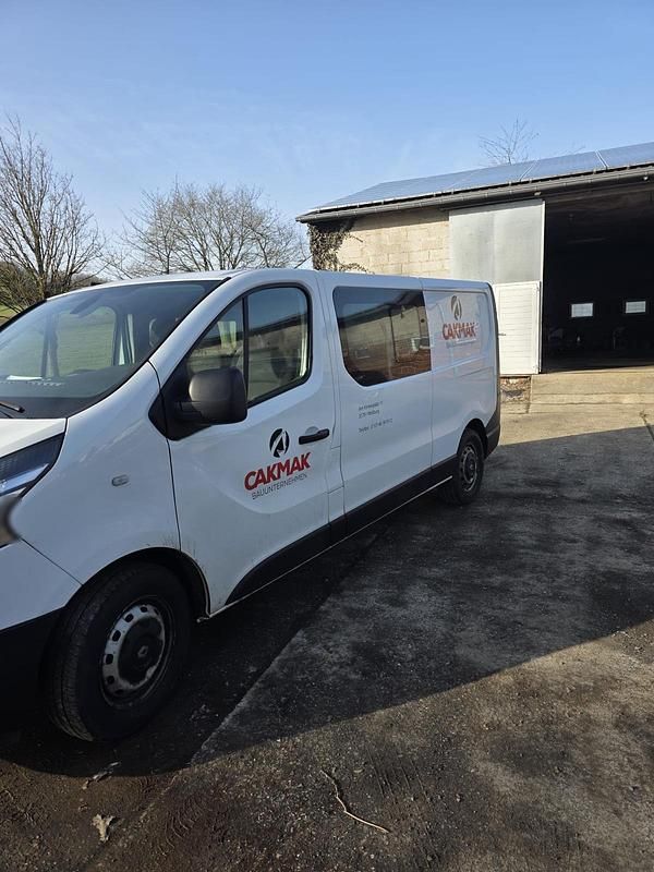 Gebraucht Renault Traffic 145 PS (106 kW) 2020 Weiß Van / Kleinbus