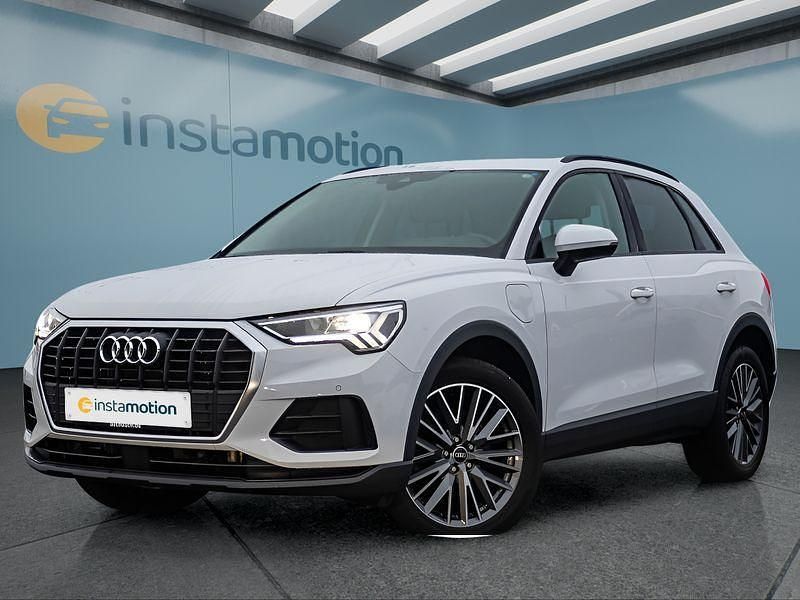 Weiß Gebraucht 2022 Audi Q3 SUV | 27.049 € (Fairer Preis) - Bild 1/4