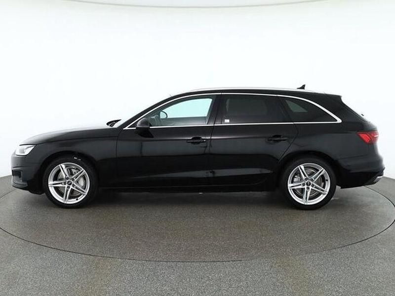 Gebraucht Audi A4 Comfort 204 PS (150 kW) 2021 Schwarz Kombi